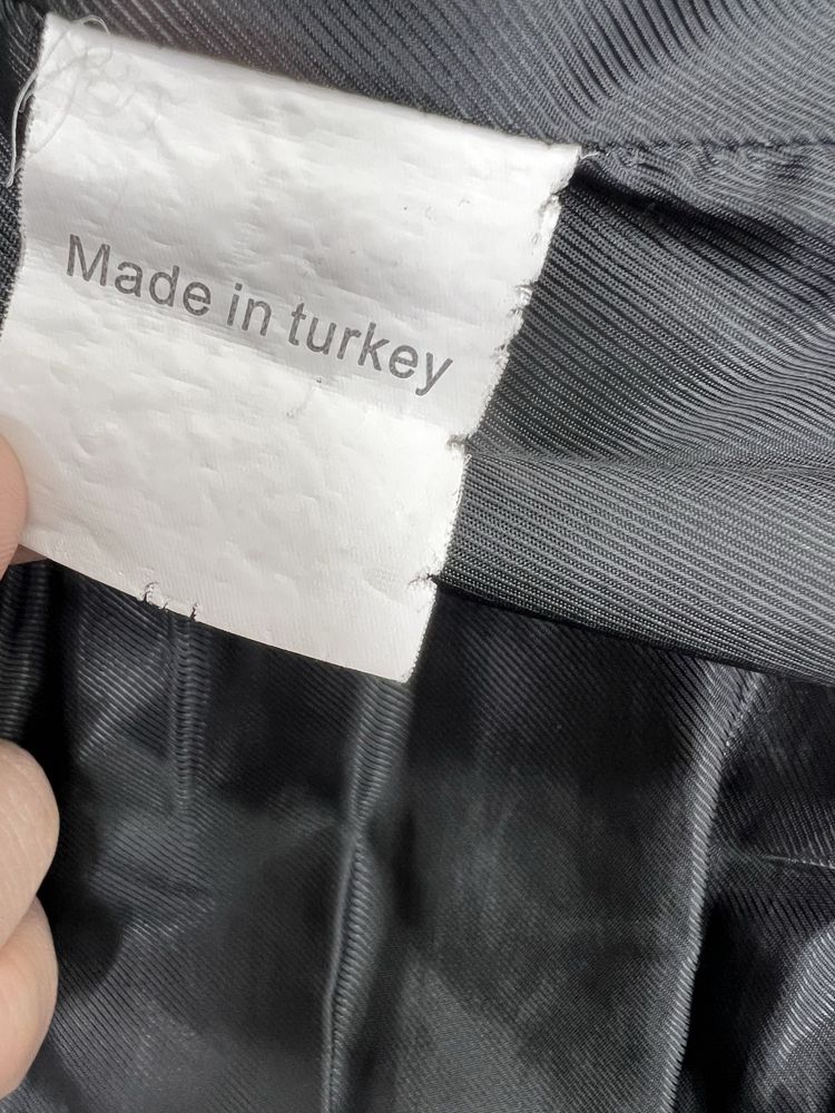 Продается безрукавка Турция