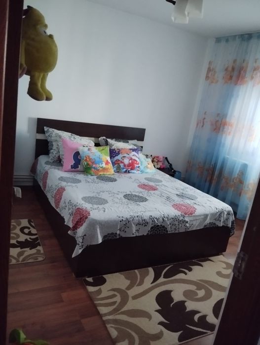 Vând apartament 2 camere decomandat zona i-uri
