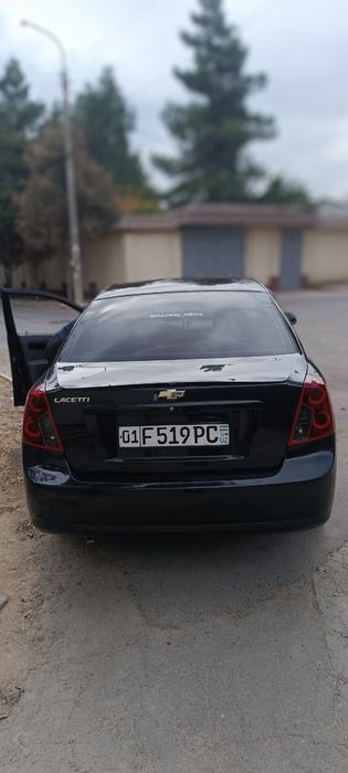 Продается Лачетти 1.8