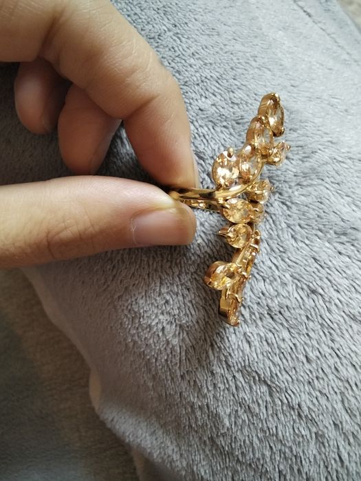 Продам кольцо бижутерия