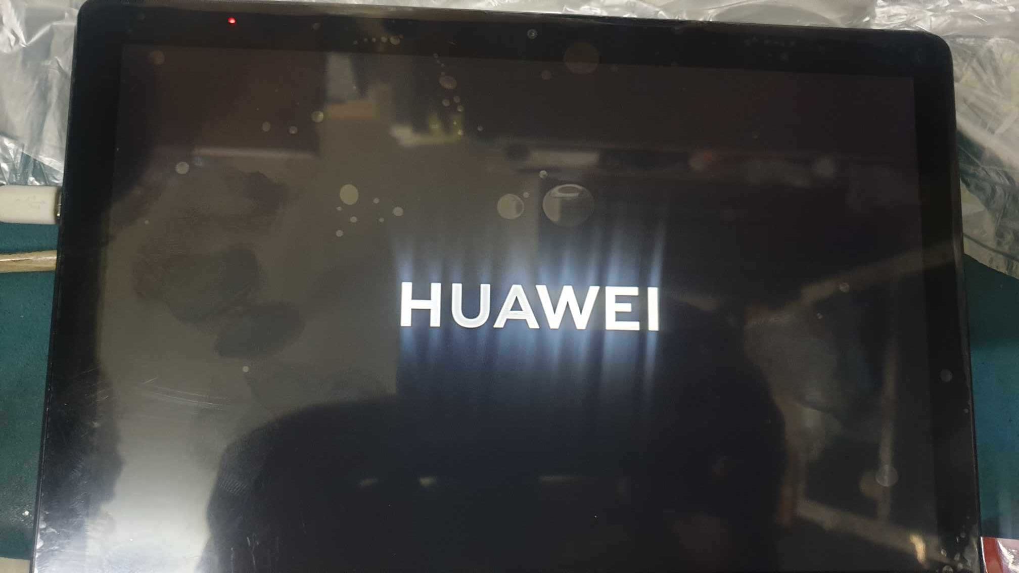 Перфектен Осемядрен Huawei MediaPad T5 10.1 32GB 3GB!