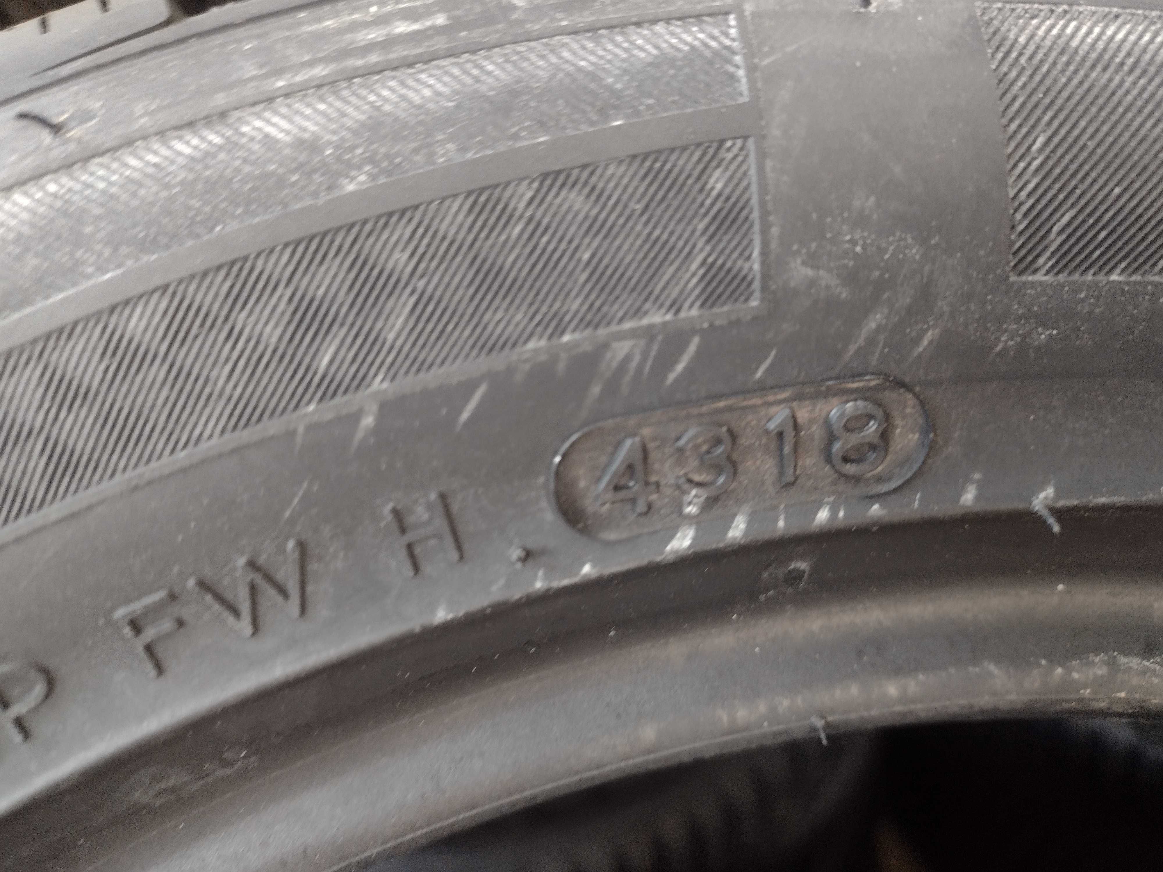 4бр.нови зимни Hankook 185 55 14 dot4318 цената е за брой!
