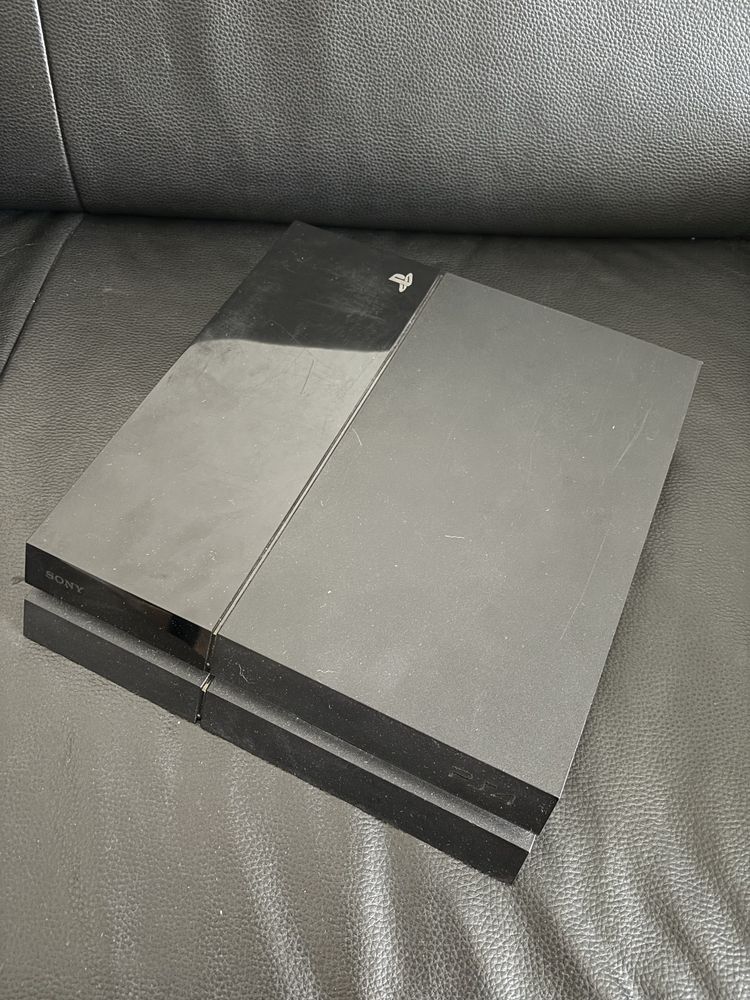Vand Playstation 4