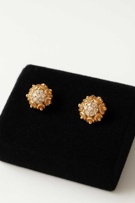 Продаются золотые серьги