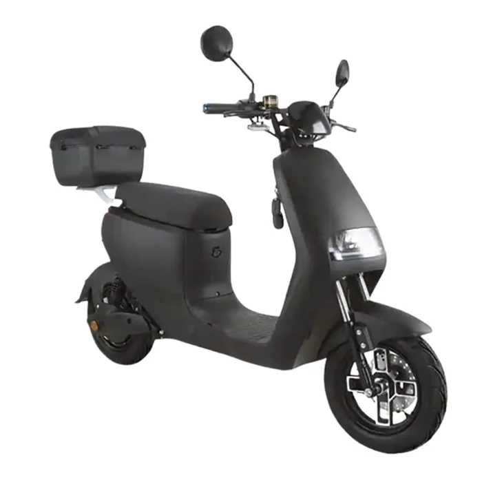 Scuter electric 900 W, autonomie 90 km, maxim 25 km/h, albastru