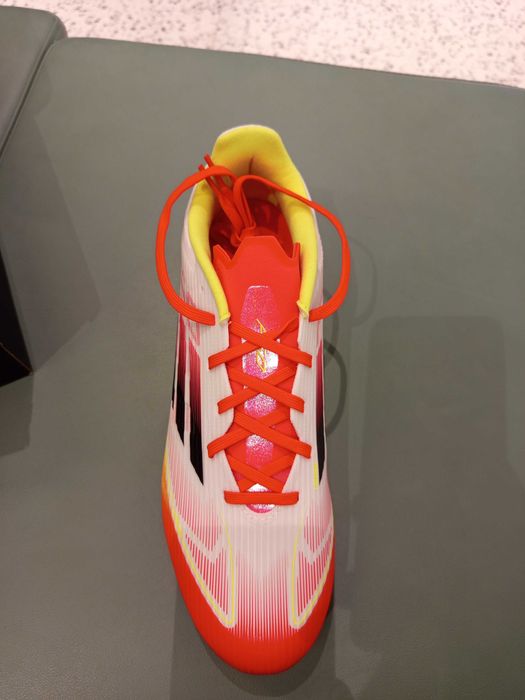 Бутонки Адидас/Adidas