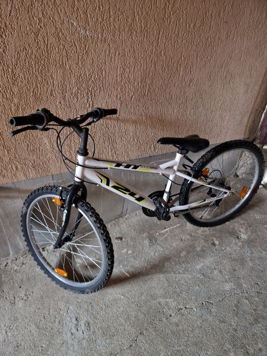 Vand scutere si biciclete!