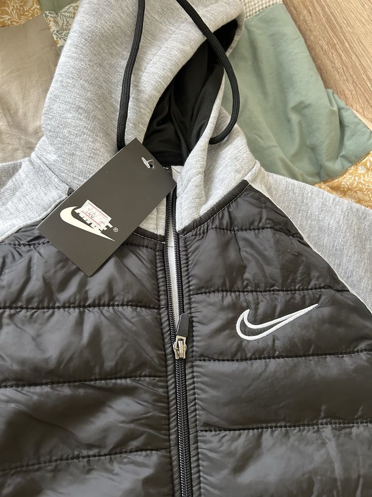 Детски комплект nike, размер 140