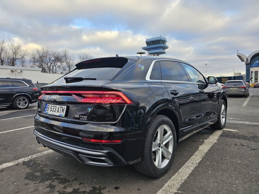 Inchirieri Masini Premium Bucuresti - Audi Q8 - benzina - automat rent