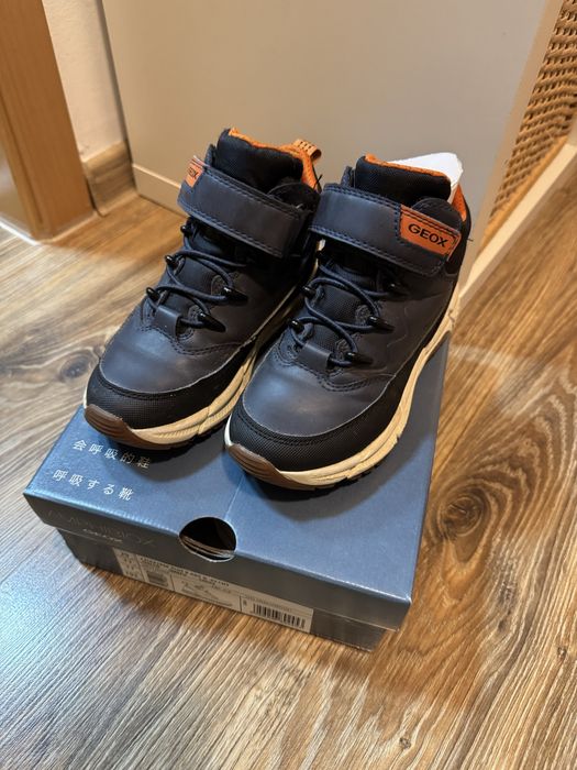 Ghete impermeabile Geox marime 29