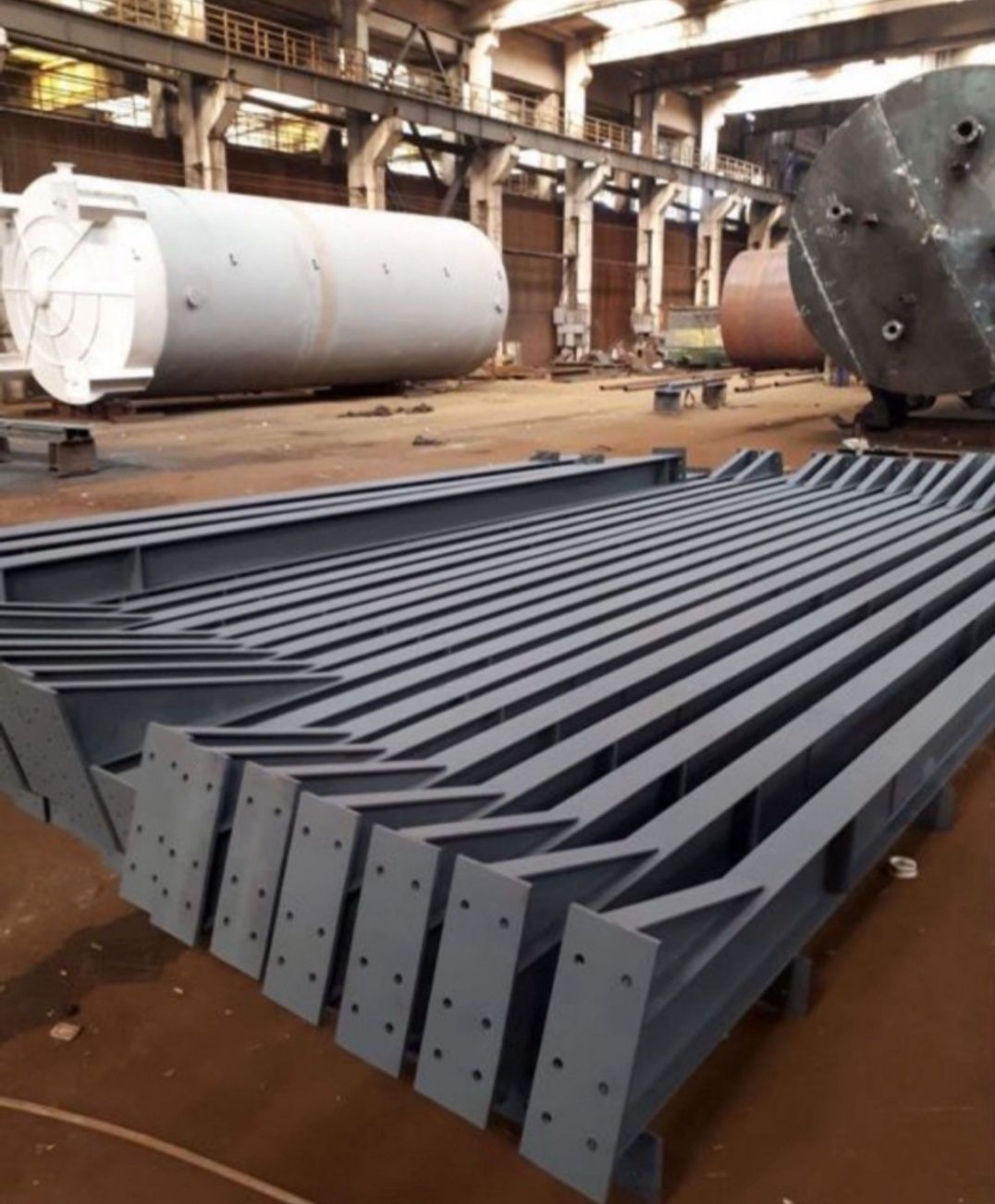Vand hale și structuri metalice din profile la preturi accesibile