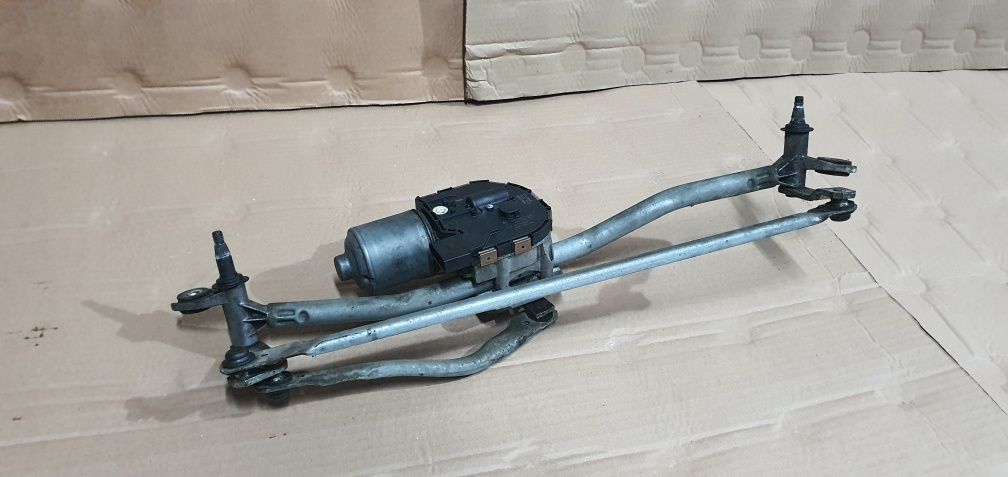 Ansamblu stergatoare cu motoras pt audi a6 c6 4F facelift