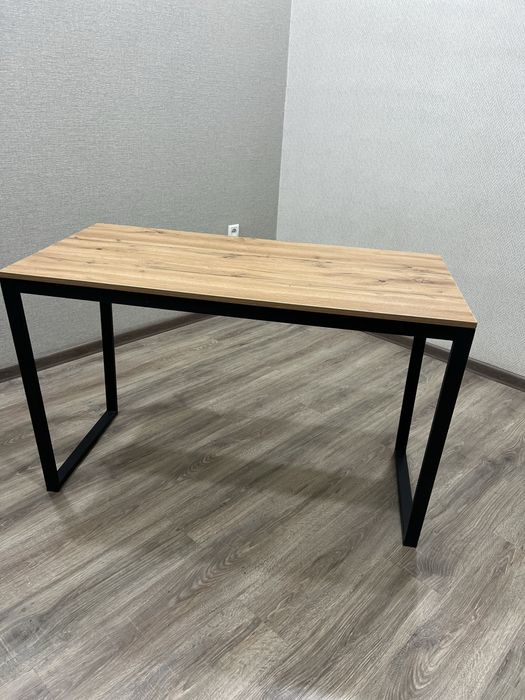 Офисный стол 3шт