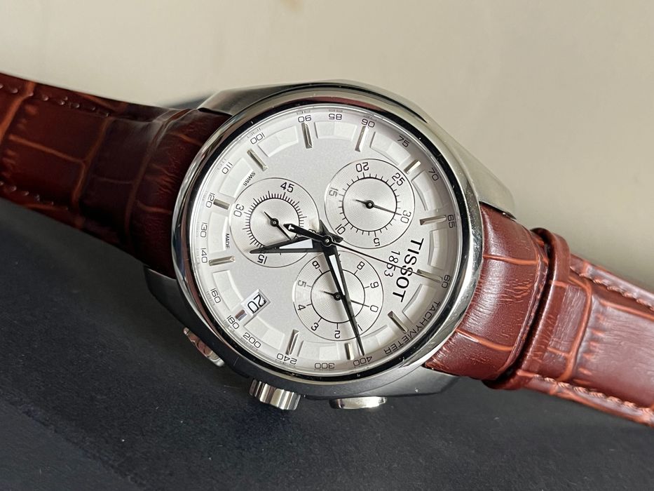 Ceas Tissot Couturier Chronograph, curea piele maro