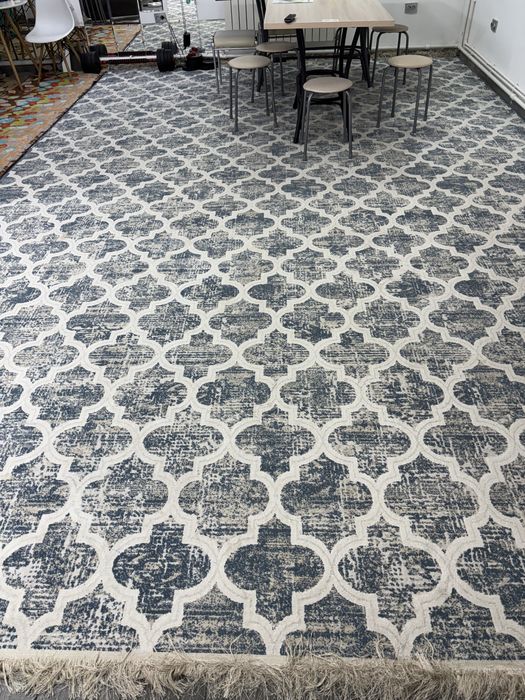 Ковер размер 6*4 срочно продаю в связи с переездом