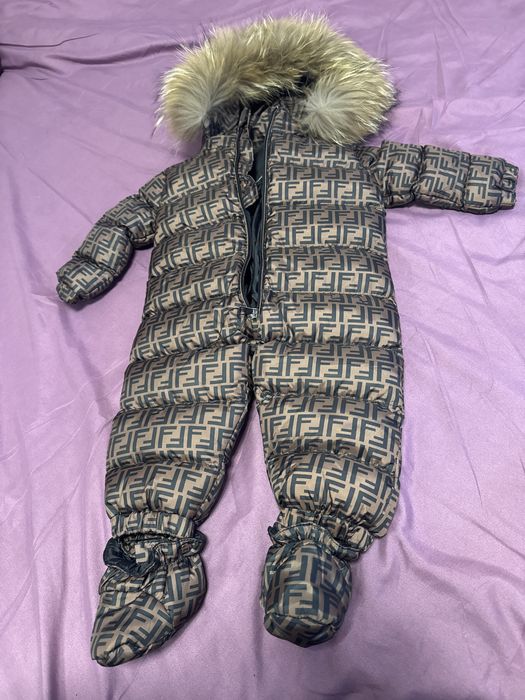 Combinizon 6-9 luni FENDI