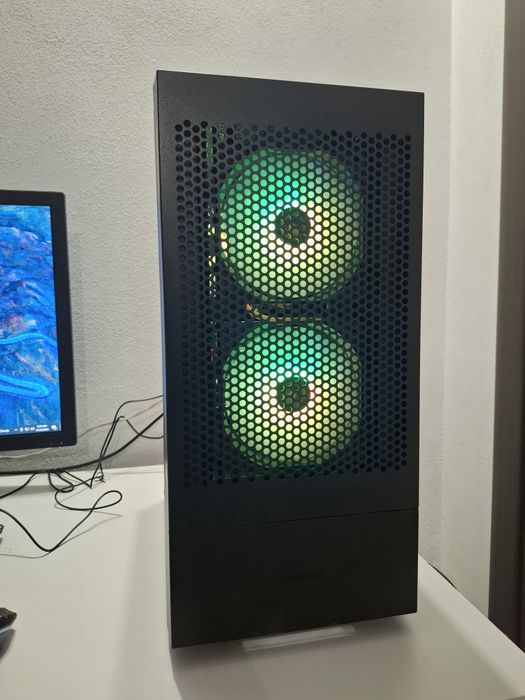 Calculator cu i5 gen 10, 16g. Ram video 4 gb dedicat