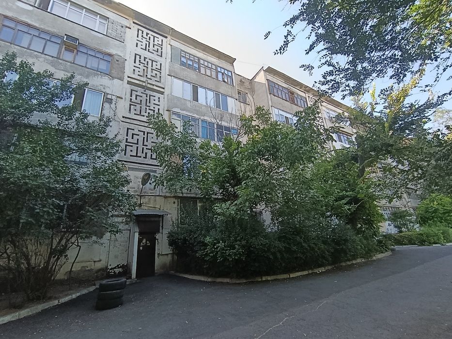 2-хкомн кв кирп,4эт,Абая157,лодж2*6