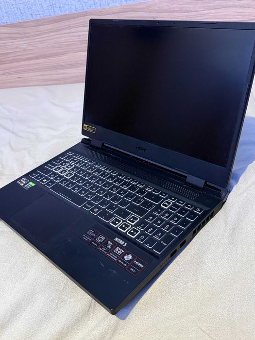 Acer Nitro 5 Ryzen 7 6800H / RTX 3070 / 32GB RAM / 1TB SSD / 2K 165Hz