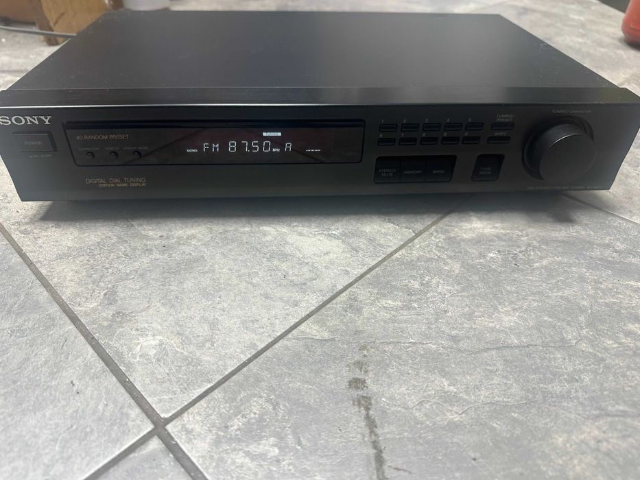 Тунер Sony ST-S120  Тунер Sony ST-S211