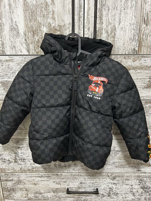 Ново зимно яке Джордж рр.5-6г