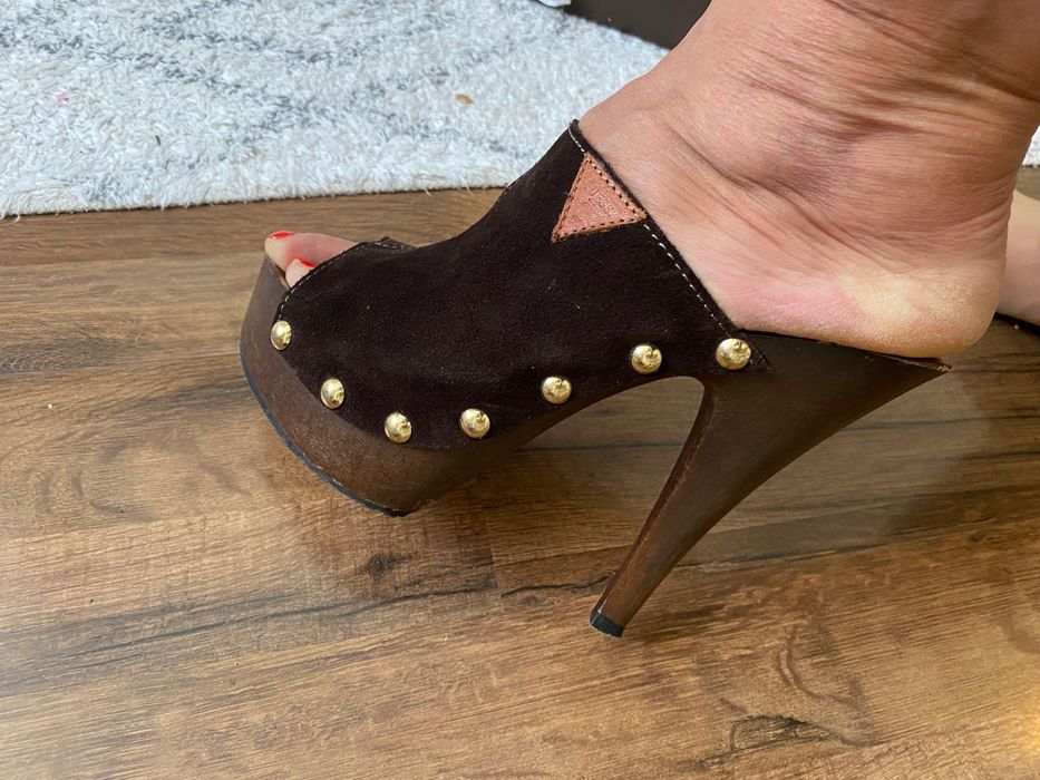 Saboti Guess originali