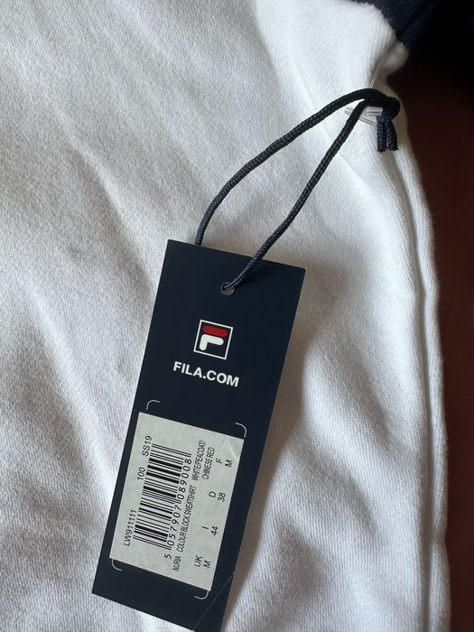 Свитшот для девушки Fila