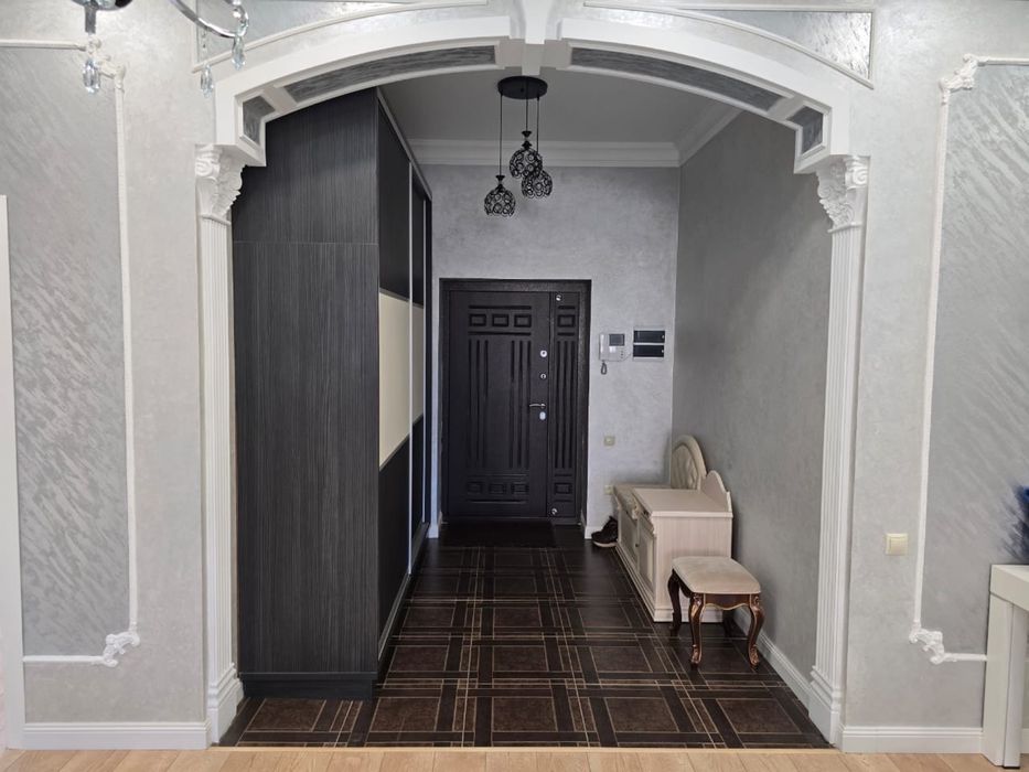 Шкаф в прихожую