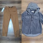 Сива спортна риза Zara,яке с качулка и кафяв панталон