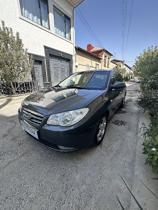 Hyundai avante 2009