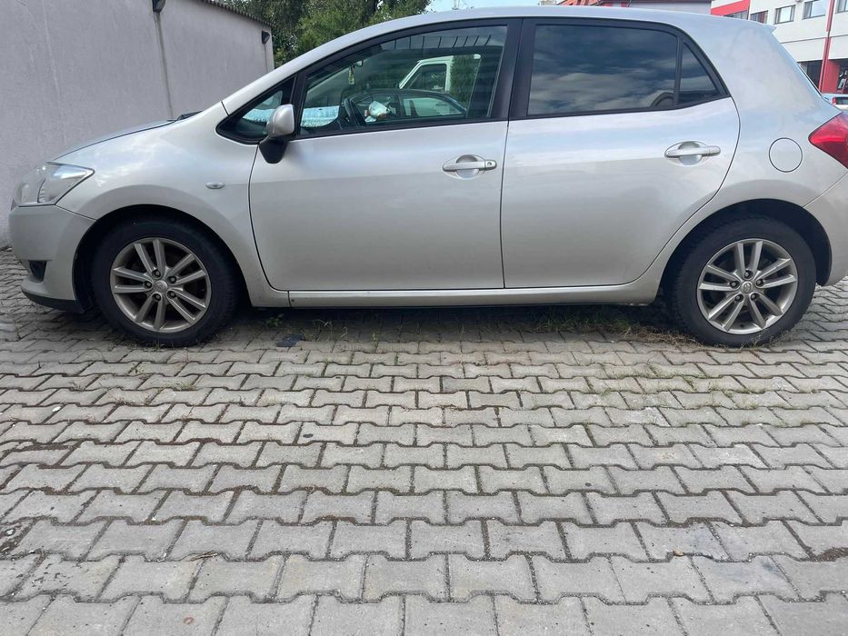 Vand Toyota Auris