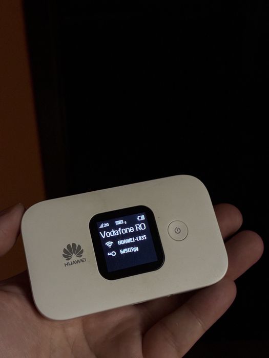 Router portabil huawei ( sim )