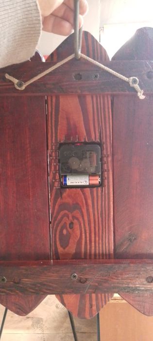 Часы настенные, дерево