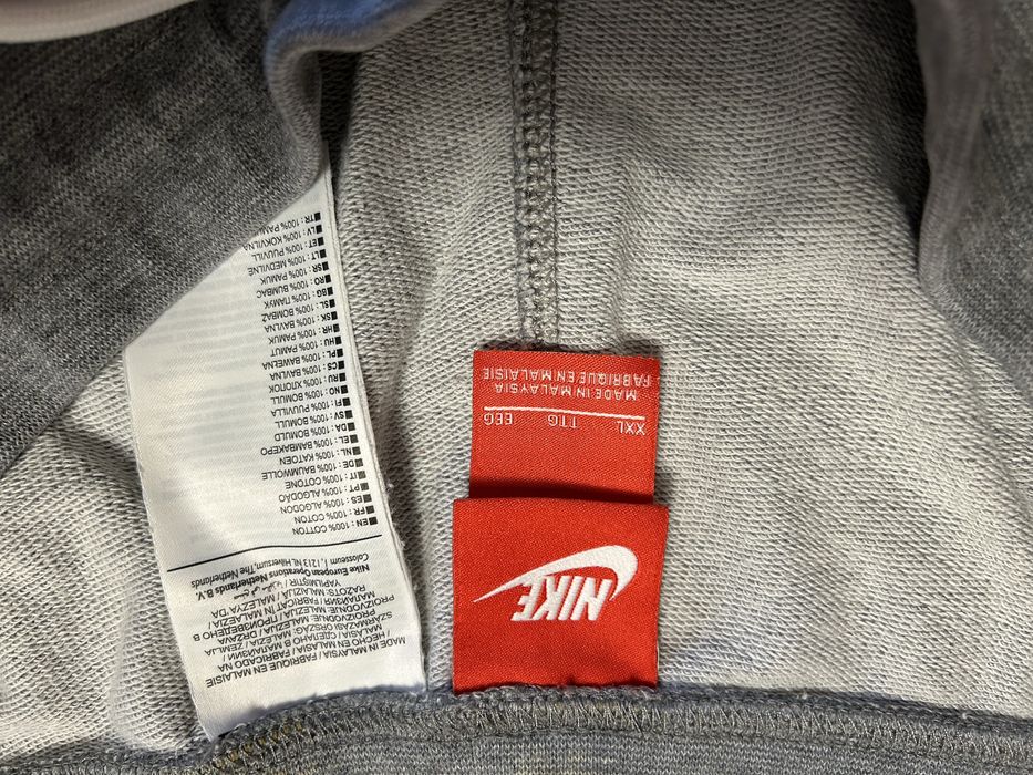 Къси панталони Nike и Champion