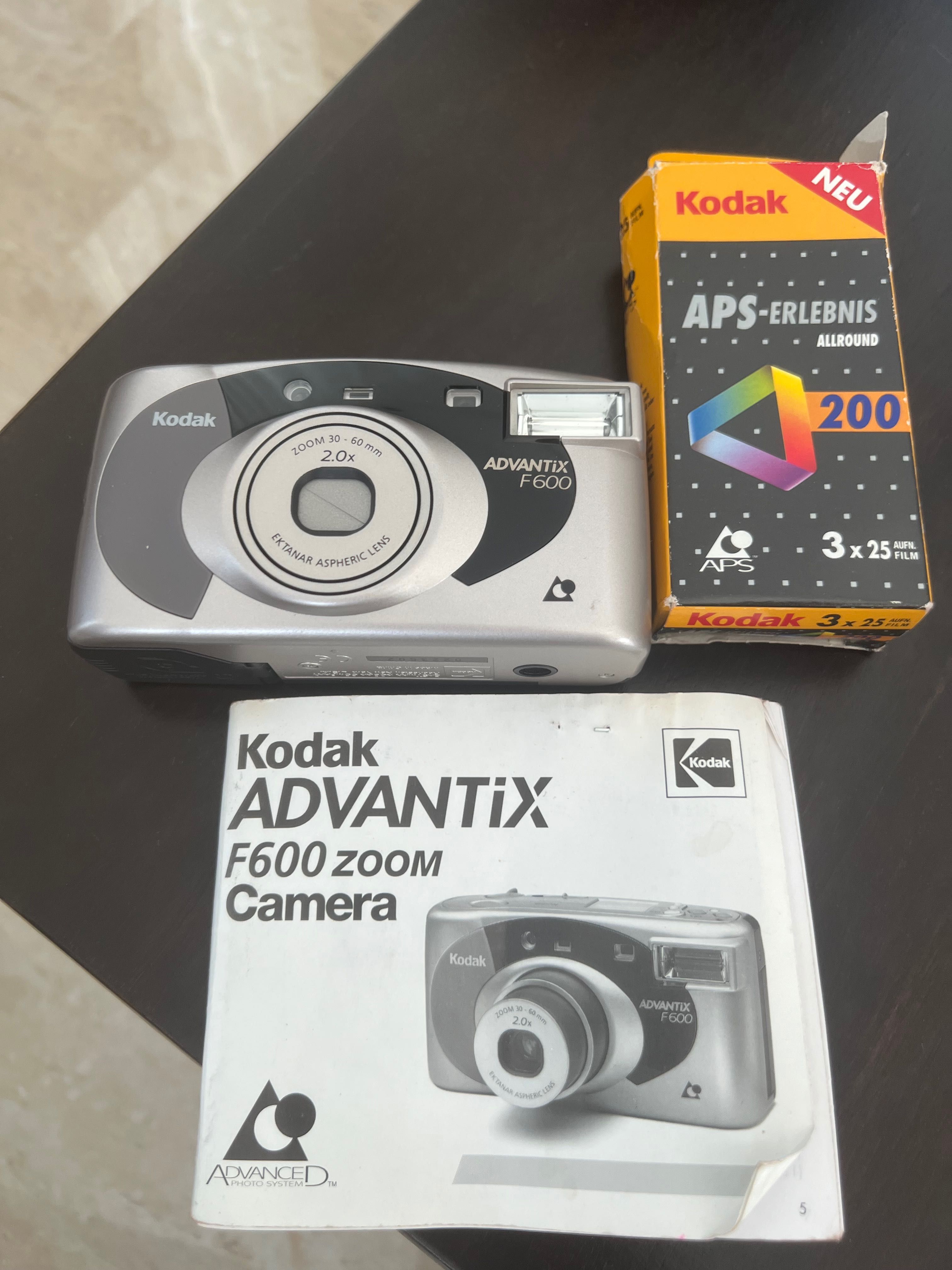 Aparat foto pentru colecționari Kodak Advantix F600 zoom