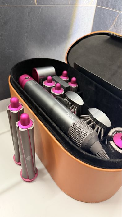 Dyson Airwrap Complete – Перфектно състояние!