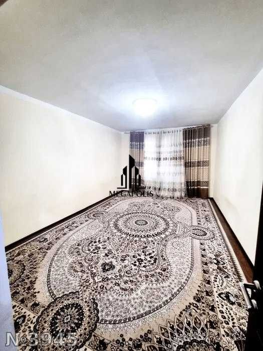 №3945 7mikrda 3 xonali kvartira sotiladi