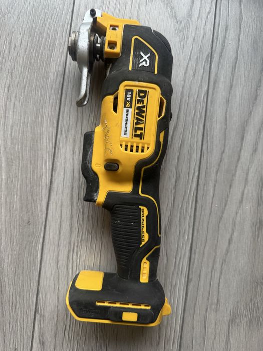 Multifunctionala dewalt 2024