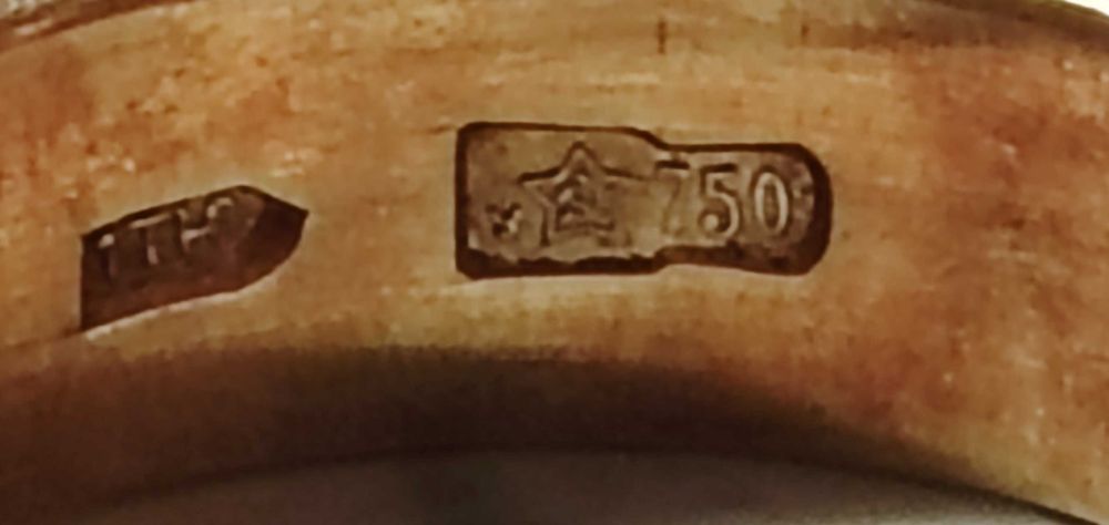 Кольцо обручальное 750 пробы новое