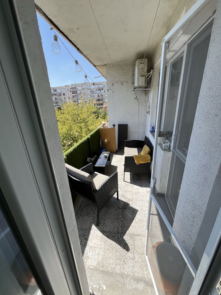 Продава се Двустаен апартамент в Пловдив, Христо Смирненски - 66 кв.м за 2273 €/кв.м - Снимка #11