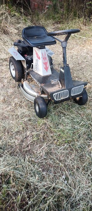 Тракторна косачка за трева