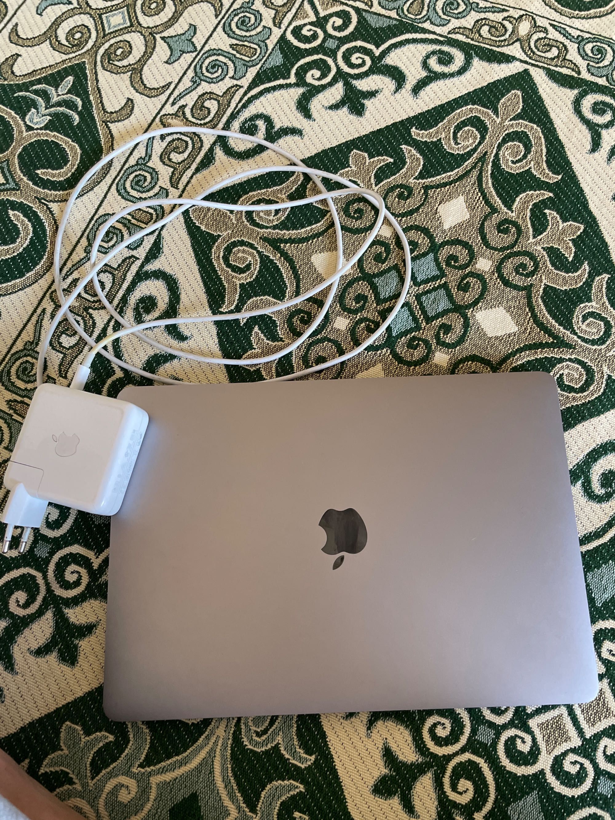 MacBook 13 pro 2019