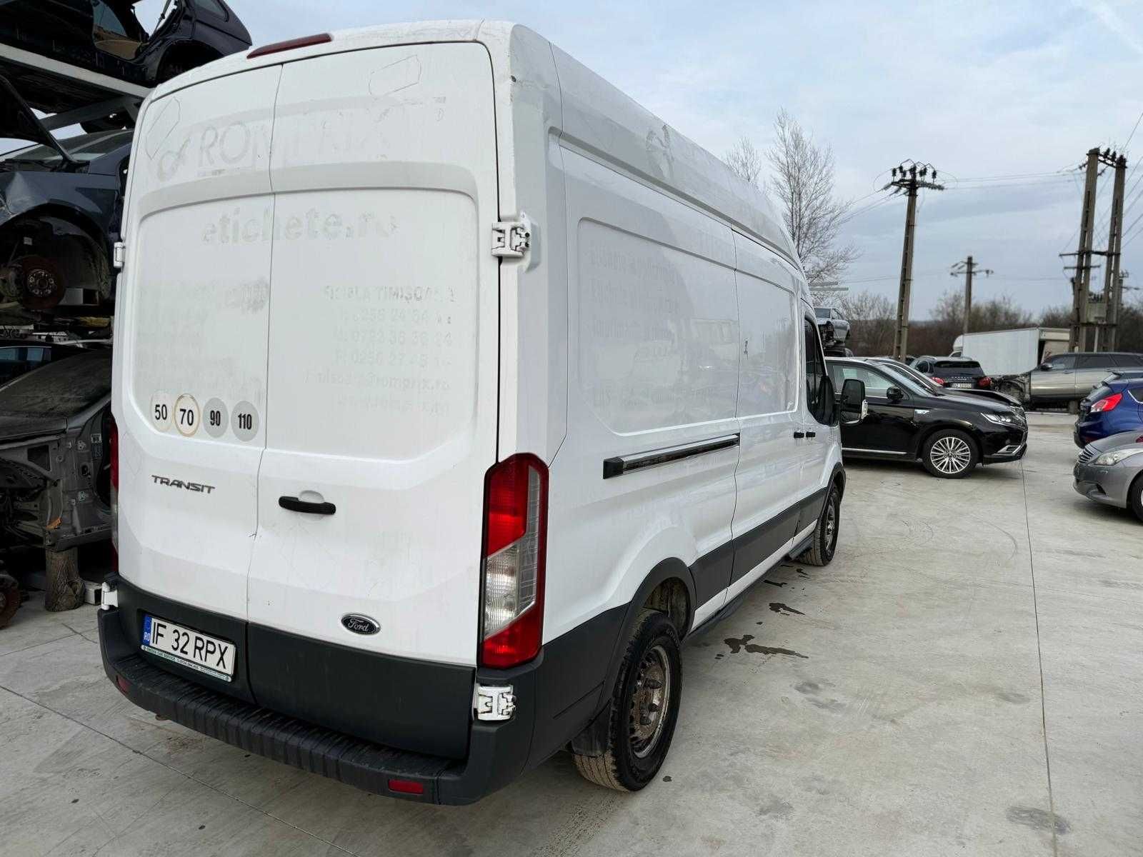 Ford Transit 2015 2,2 tdci EURO5 avariat lovit avariate
