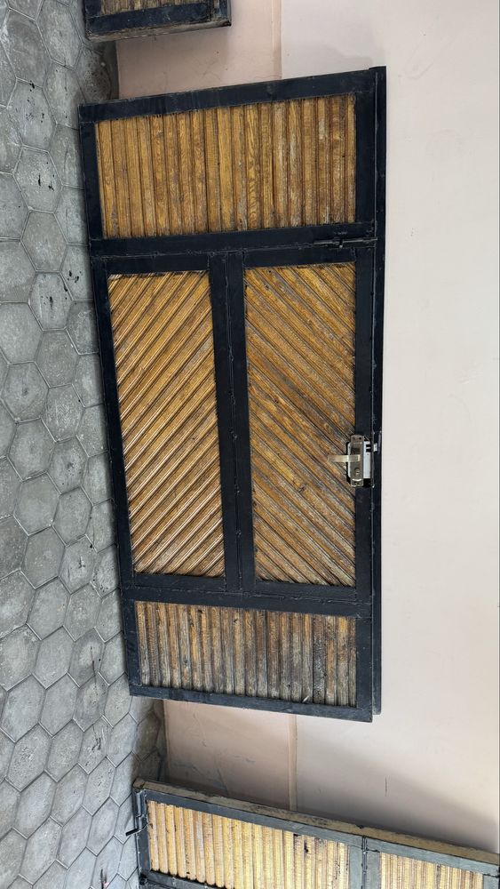 Darvoza taxta temir