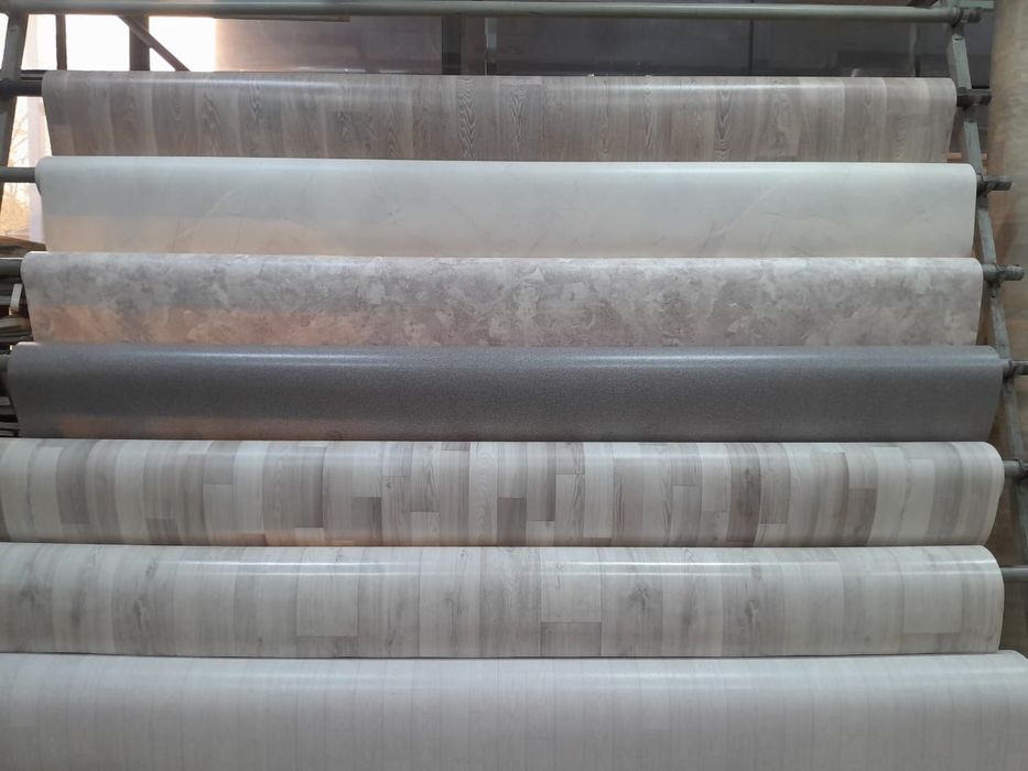 Линолеум и плинтуса