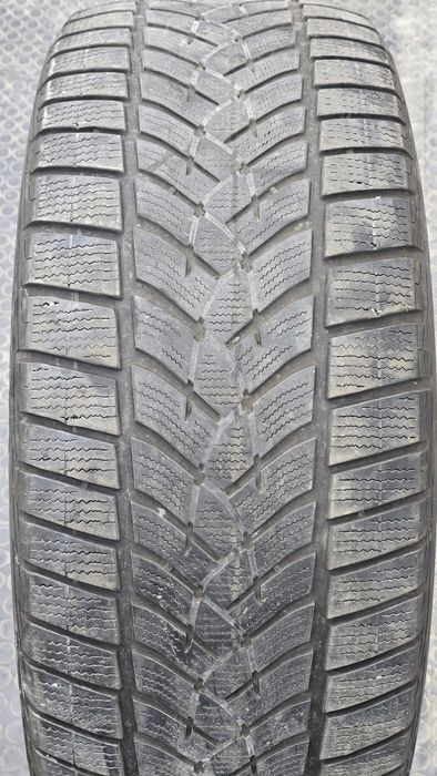 2 бр. 255/50/20 зимни Goodyear-перфектни
