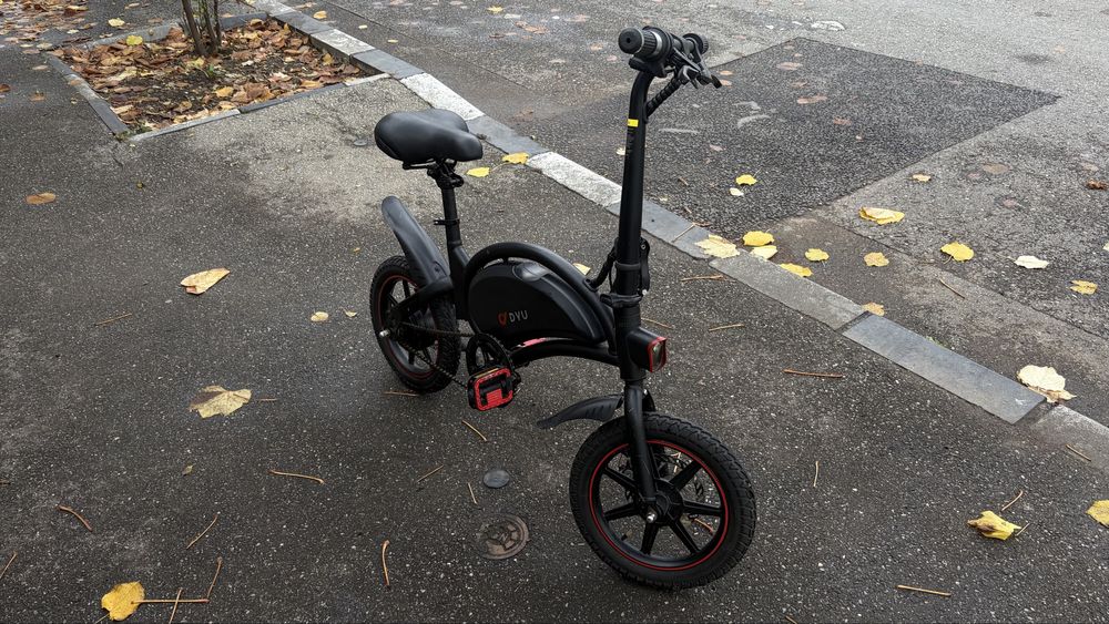 Bicicletă electrică DYU D3F
