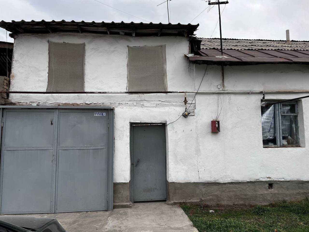 4.5 sotih hovli sotiladi tuzelda tog'riburchak