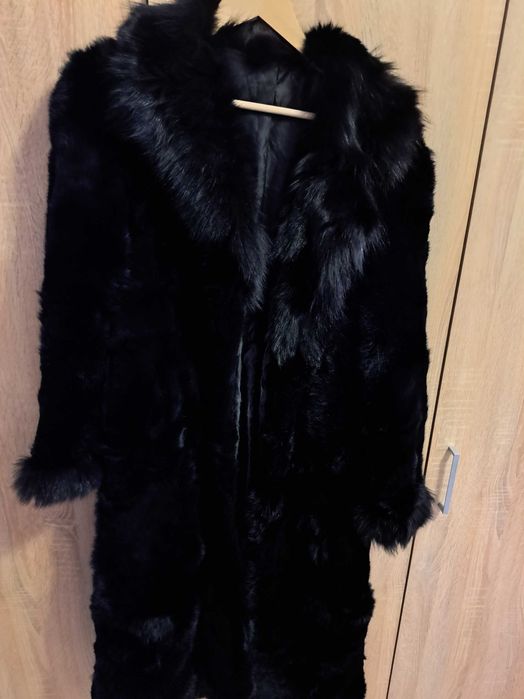 Черно палто от лисица М , Л
