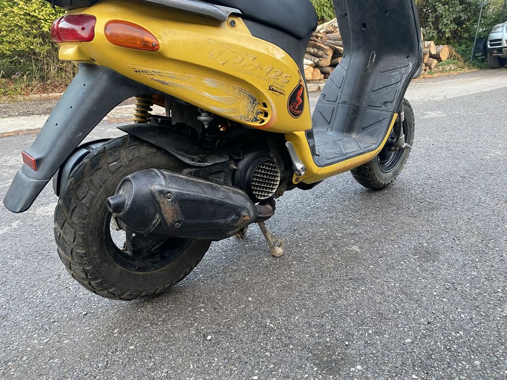 Piaggio/Gilera Typhoon 125 2T - Перфектен